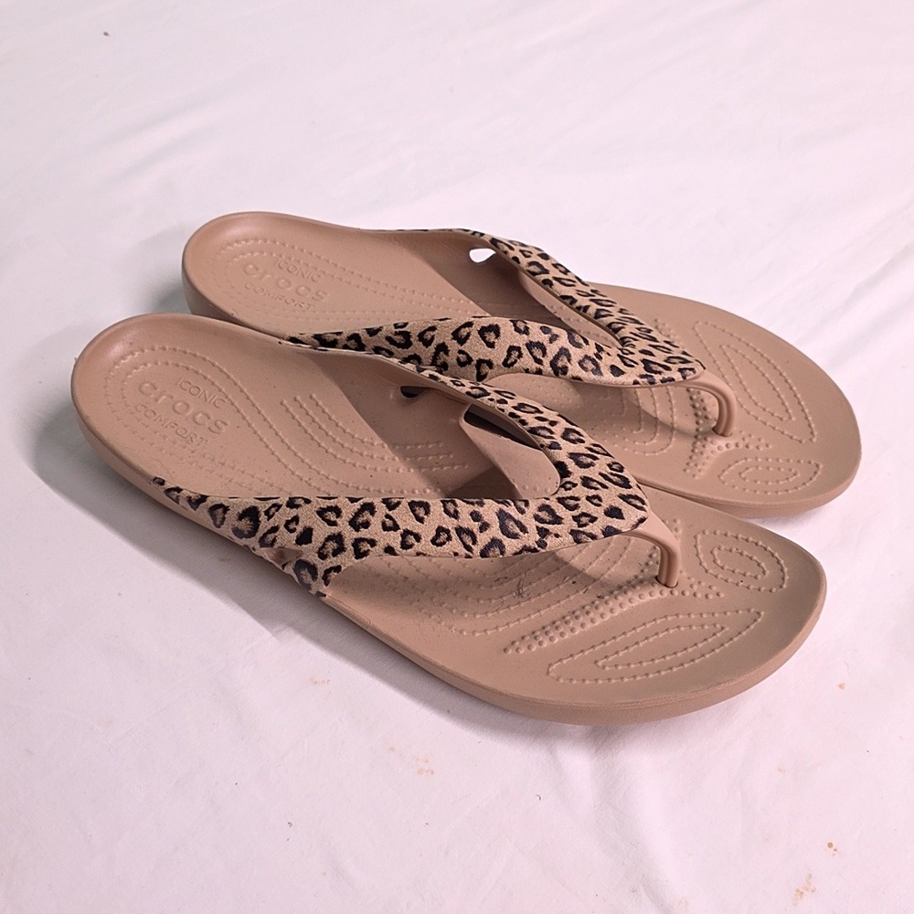 Crocs Kadee II Flip Flops Women 11 Tan Leopard Print Animal Comfort Sandals